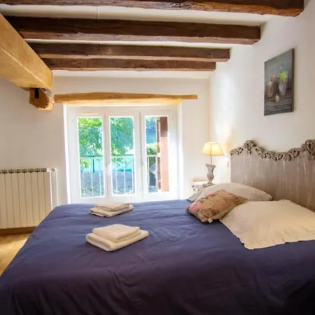 Confortable A Avec Piscine Privee Et Jardin Carlux