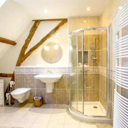 Confortable A Avec Piscine Privee Et Jardin Carlux