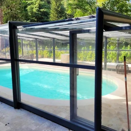 Confortable A Avec Piscine Privee Et Jardin