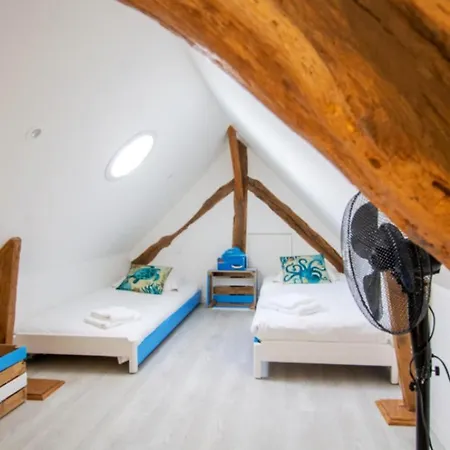 ヴィラ Confortable A Avec Piscine Privee Et Jardin