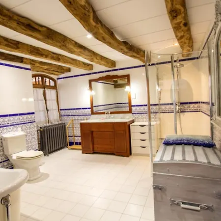 Confortable A Avec Piscine Privee Et Jardin